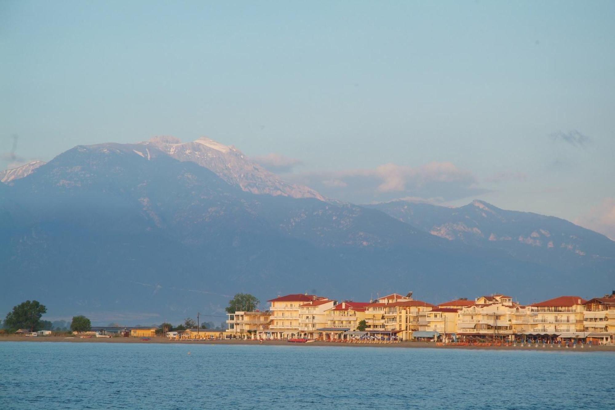 Hotel Platon Beach Olympiakí Aktí Exteriör bild